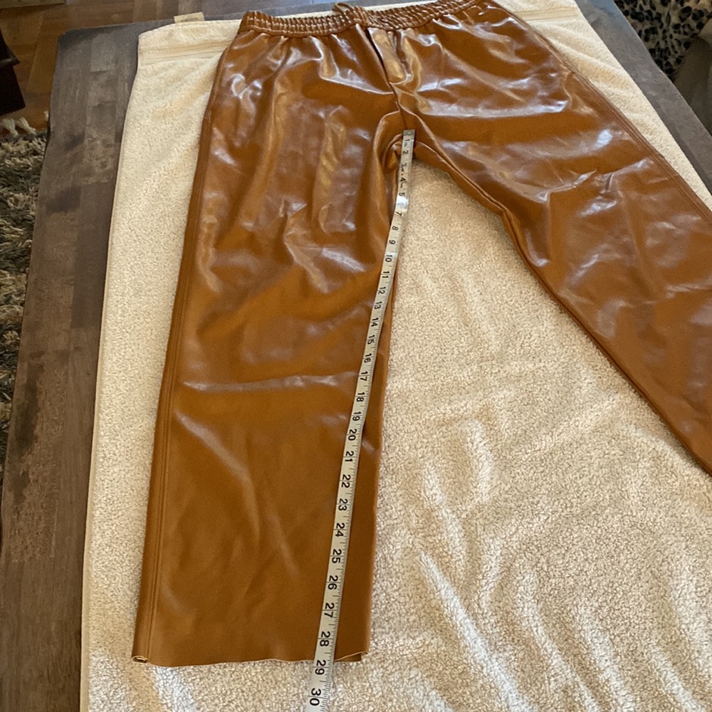 NWOT Zara fabulous faux leather camel color jogger trousers w/ great pockets - Picture 11 of 14